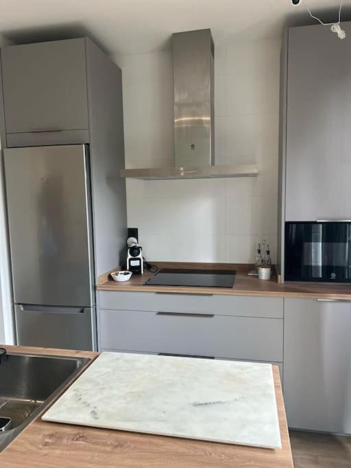 Ferienwohnung Piso Deluxe Con Balcon Cerca Del Casco Viejo Bilbao Exterior foto