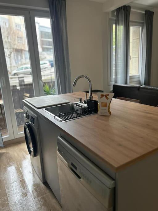 Ferienwohnung Piso Deluxe Con Balcon Cerca Del Casco Viejo Bilbao Exterior foto